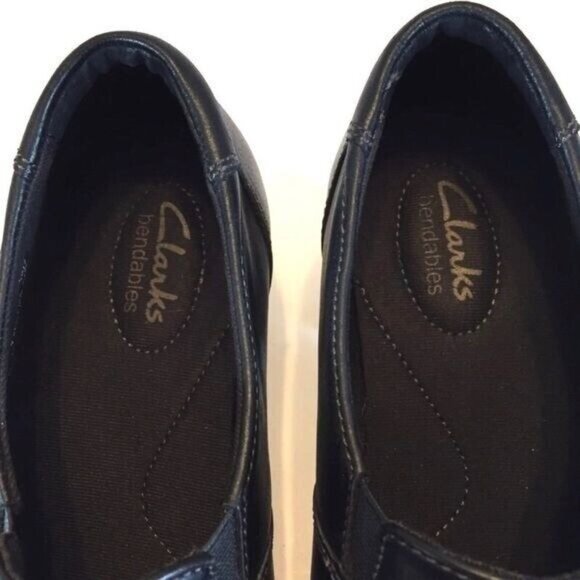 Clarks Womens Ingalls Geneva Black Leather Ankle Bootie Heeled Loafers size 7.5 - Picture 5 of 8